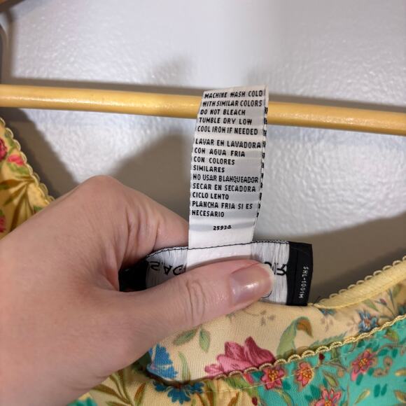 Vtg Patchwork Floral Skirt Yellow Botanical Print Midi Fits like 3X True Spring - Picture 8 of 8